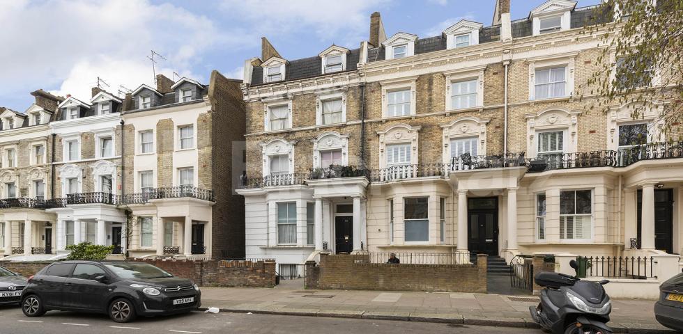 Newly refurbished one bed within a large victorian house in Maida Vale.  Sutherland Avenue, Maida Vale